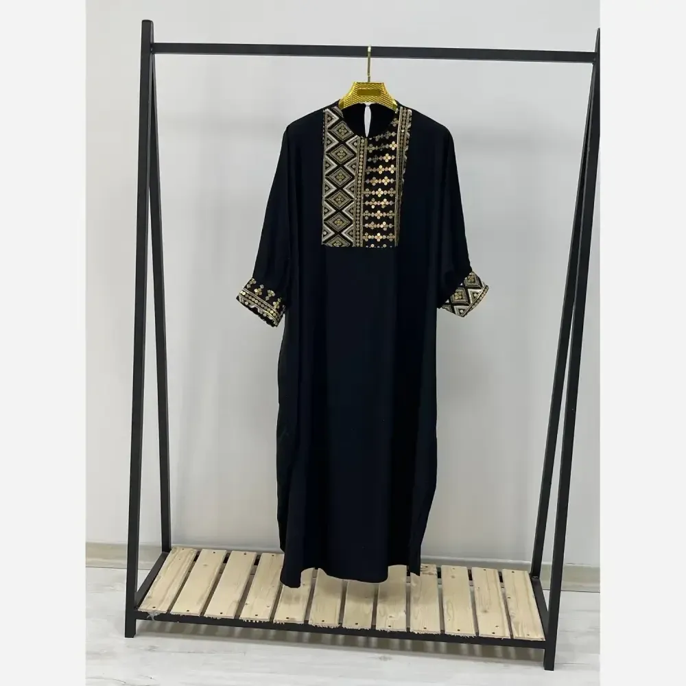کفتان زنانه مشکی مدل مانا جنس الیزه نگینکاری شده فری سایز 40 تا 50