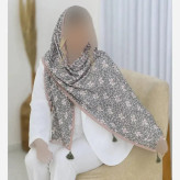 شال زنانه برشکا طرح گل گلی پلیسه قواره بزرگ ابعاد 175 در 75 سانتی متر