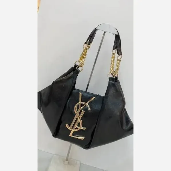 کیف زنانه یاشیل چرم مجلسی و اسپرت در دو رنگ مشکی و شکلاتی