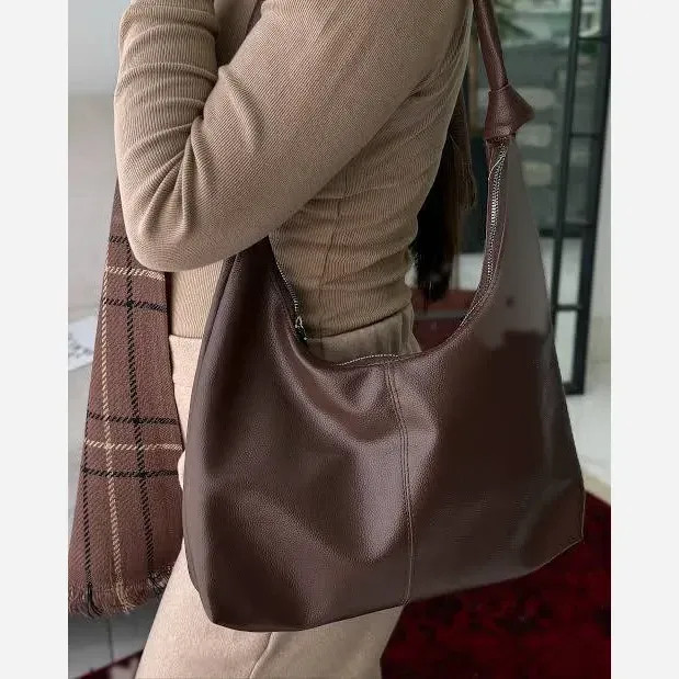 کیف چرمی بند گره ای سبک و جادار ابعاد 30 در 40 سانتی متر