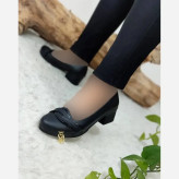 کفش طبی مجلسی زنانه مدل گلی رویه چرم حولهای پاشنه 5 سانت رنگ مشکی
