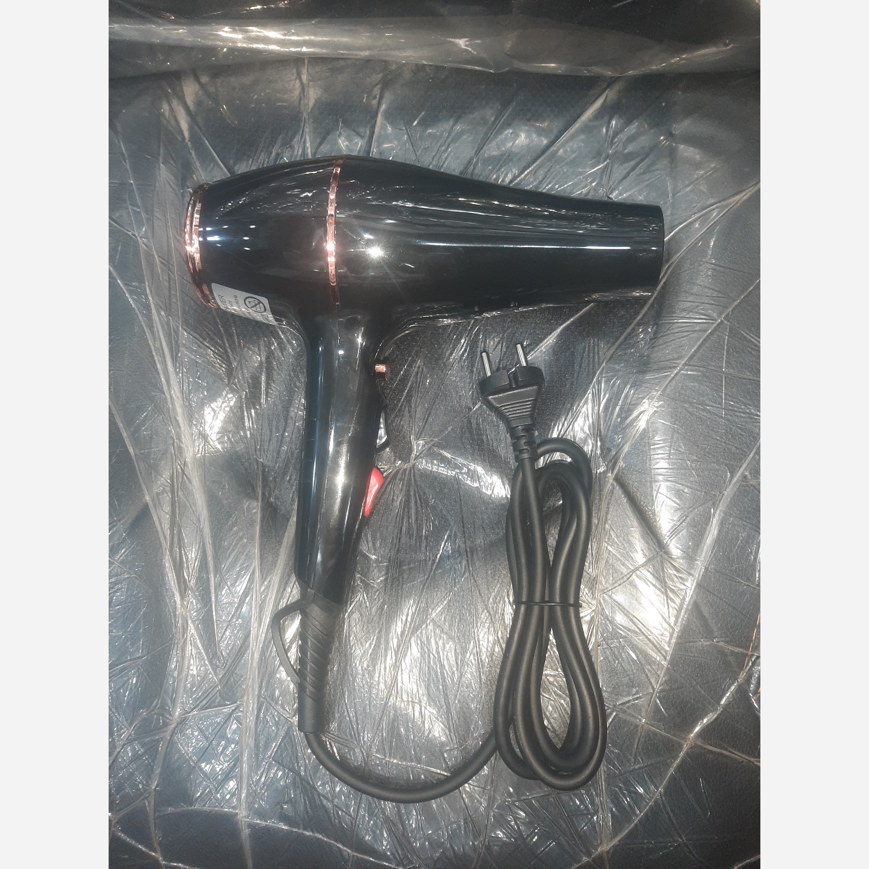 سشوار حرفه ای کنوود با قدرت 9000وات با ویژگی Ionicمدل KW-550