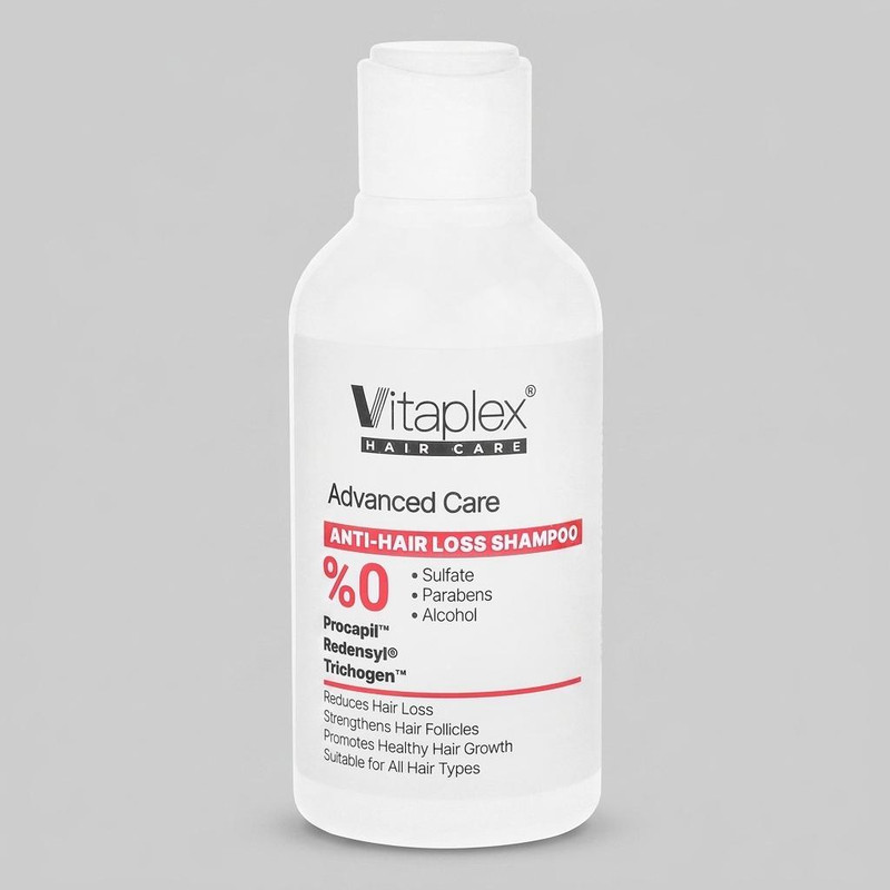 شامپو تقویت‌کننده و ضد ریزش مو ویتاپلکس مدل Advanced Care مناسب موهای کم‌حجم و نازک حجم 250 میلی‌لیتر، فاقد سولفات، پارابن و الکل، با فرمولاسیون پیشرفته و ترکیبات مؤثر برای افزایش استحکام و رشد مو