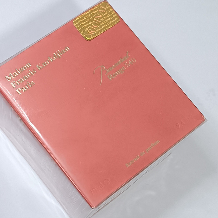 عطر باکارات رژ قرمز Baccarat Rouge
