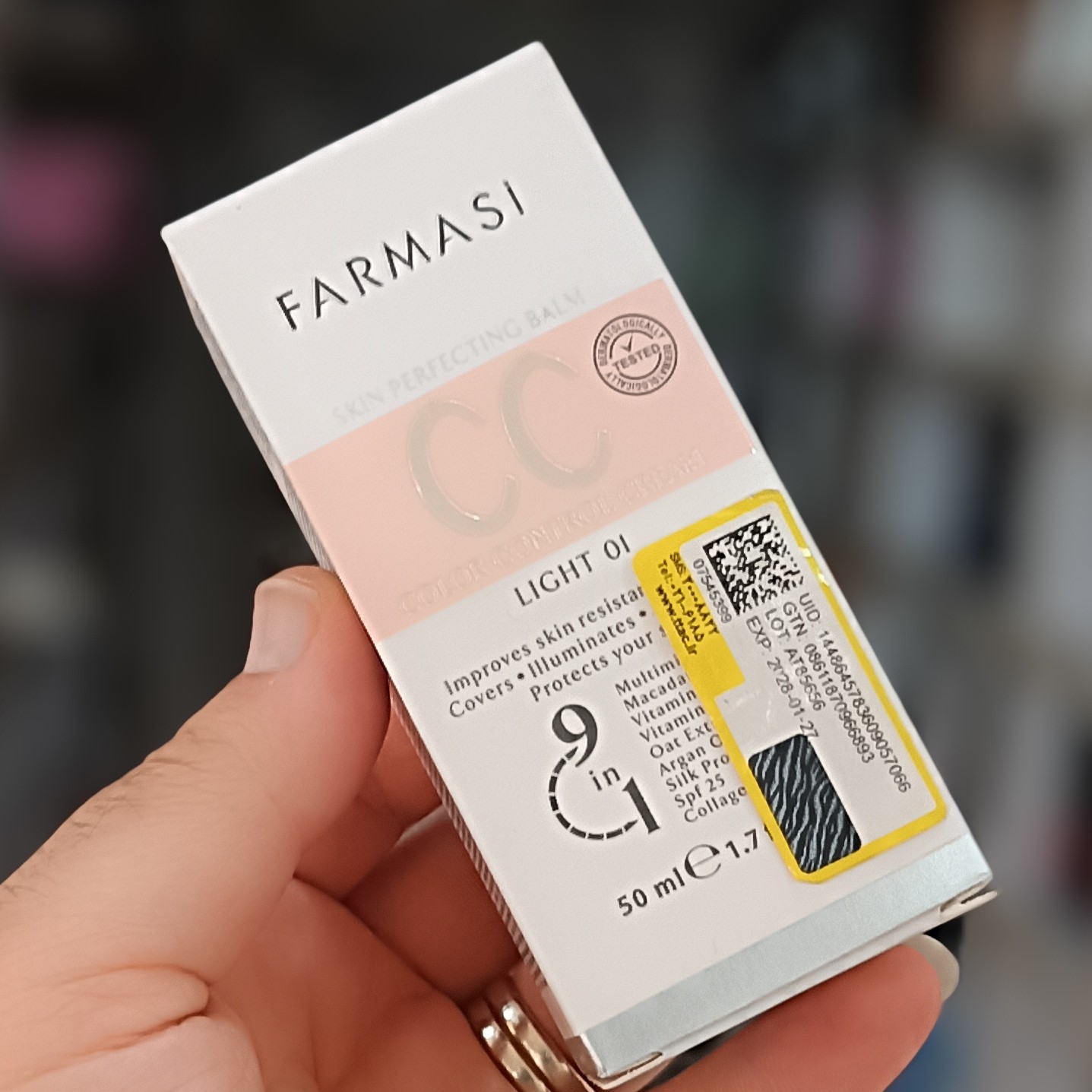 کرم فارماسی ضدآفتاب کرمپودر farmasi cc spf25 اصل