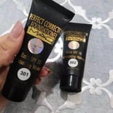 کرم پودر گیاهی ضدآب میکاپ صورت 24 ساعته