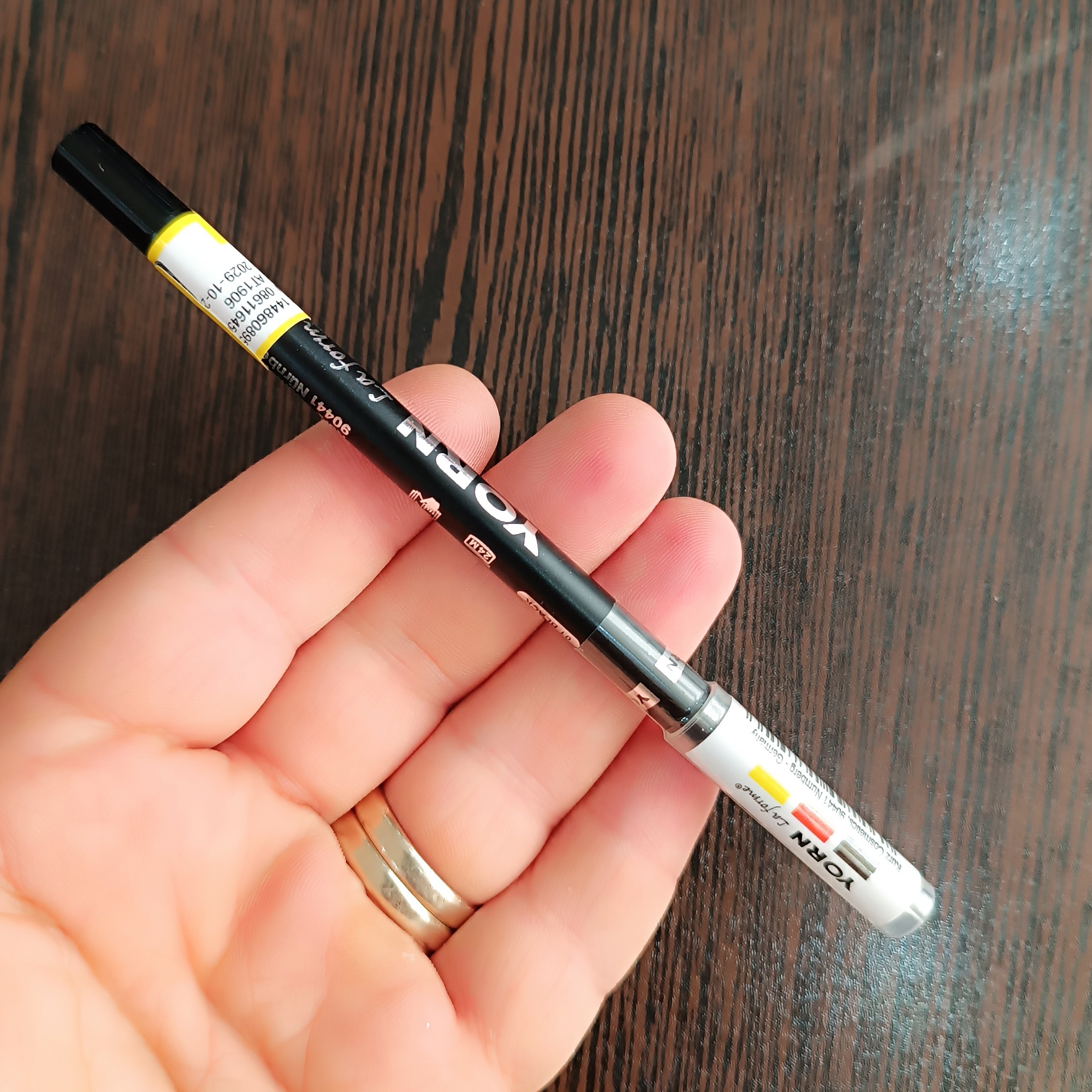 مداد چشم ضدآب یورن مداد مشکی آلمانی 24 ساعته YORN CARBON