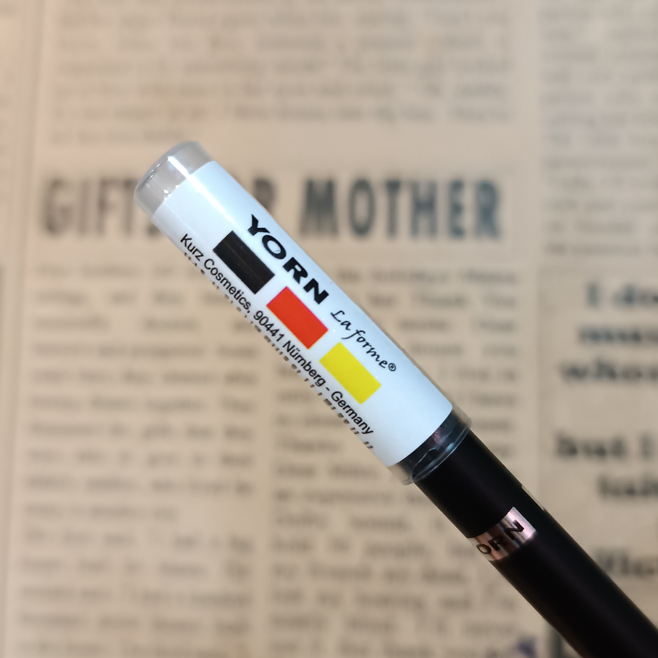 مداد چشم گیاهی یورن استخری آلمانی Yorn eyeliner pencil خط چشم