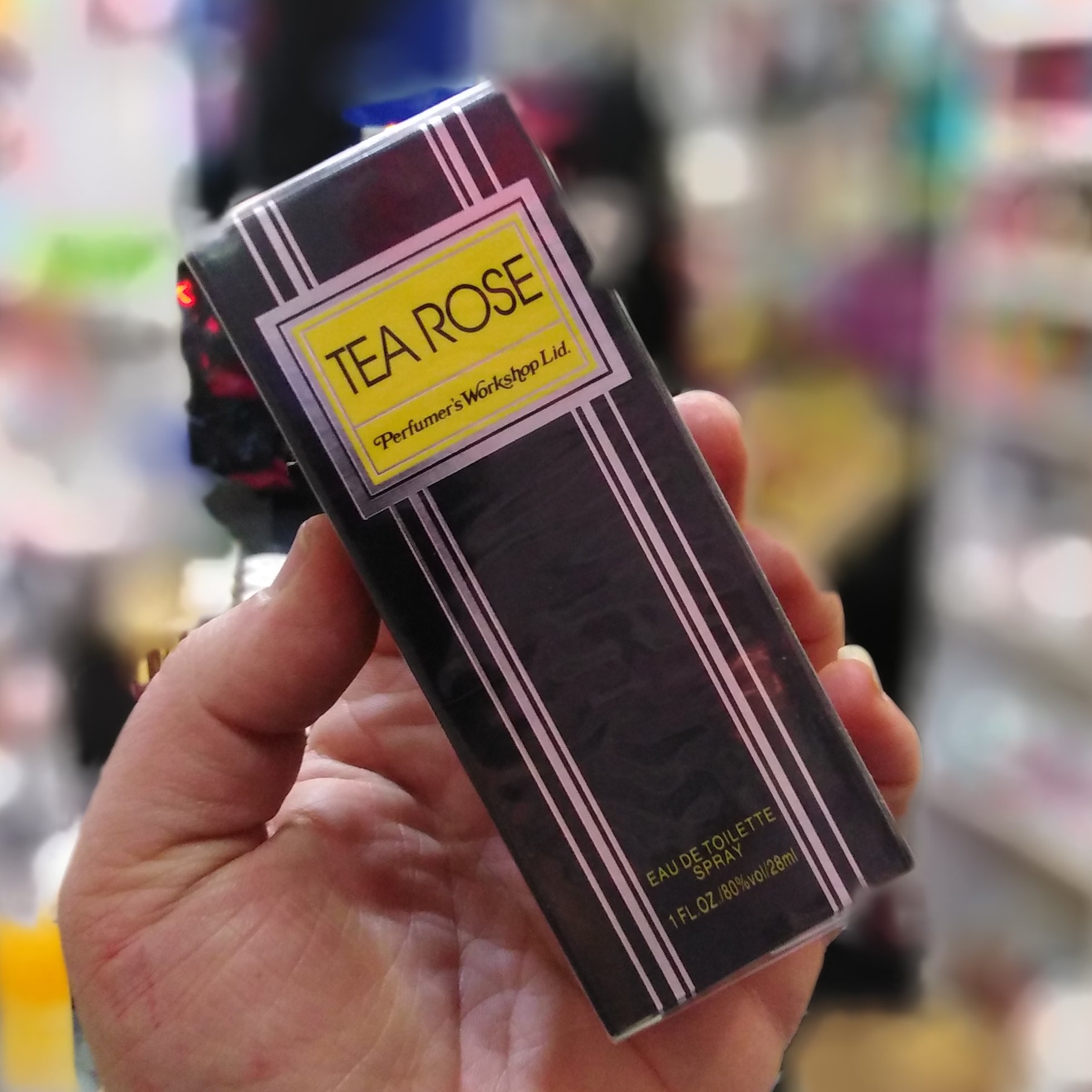 عطر تی رز 28 میل Tea ادکلن تیرز TEA ROSE