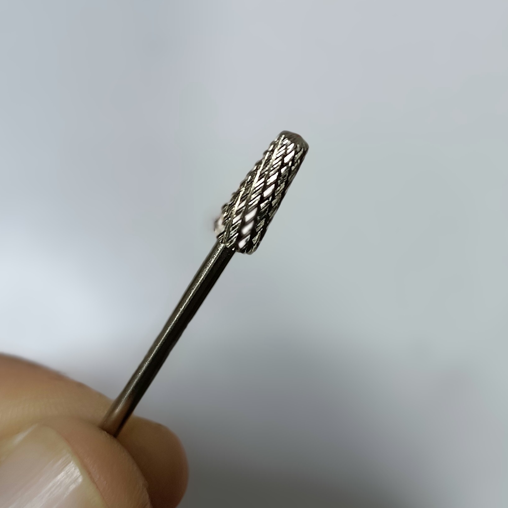 سرسوهان کاشت ناخن الماسه فولادی حرفه ای سری سوهان برقی کاشتناخن مناسب سوهان کشی ناخن و دورگیری ناخون سر سوهان ناخن فلزی