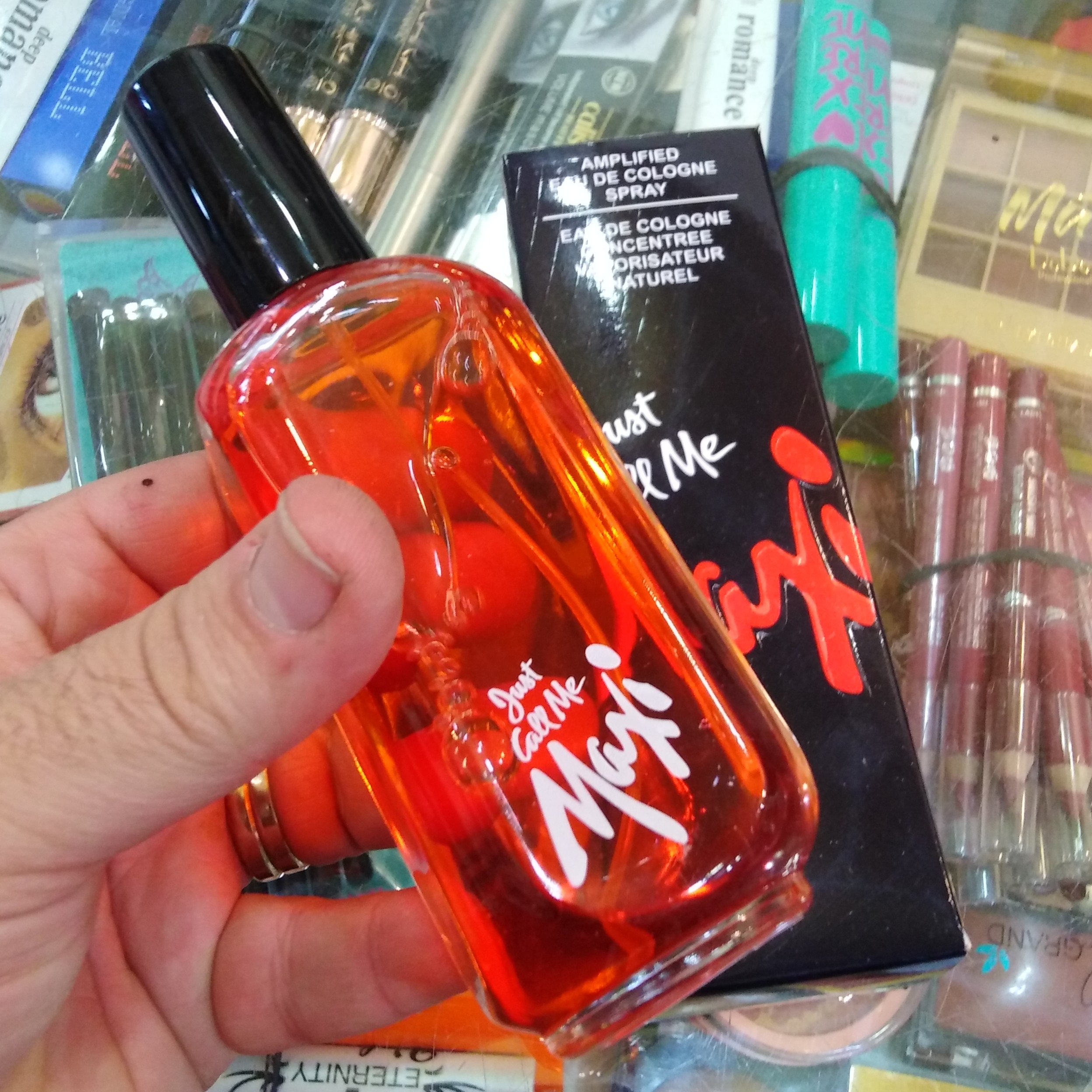 ادکلن مکسی 100 میل کیفیت عالی maxi عطر ماکسی قدیمی Maxi اودکلن قدیمی رایحه مکسی MAXI