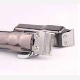 ماشین اصلاح 3 قلو وی جی ار مدل V-675s3