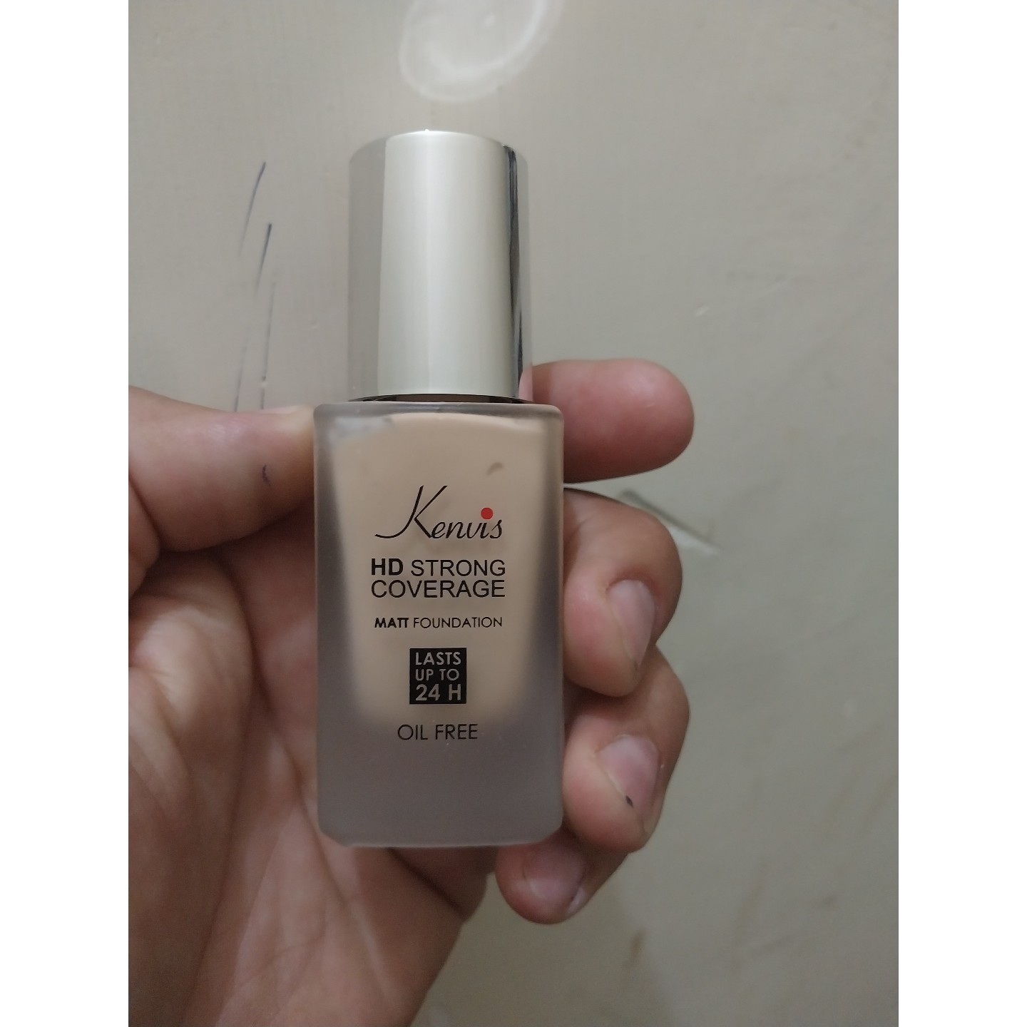 کرم پودر شیشه ای و پمپی کنویس HD بدون چربی با 24 ساعت کاور مات