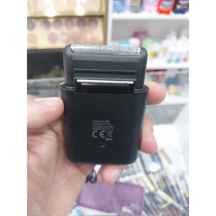شیور شارژی اصلاح صورت آقایان وی جی آر 390 با توری اضافه