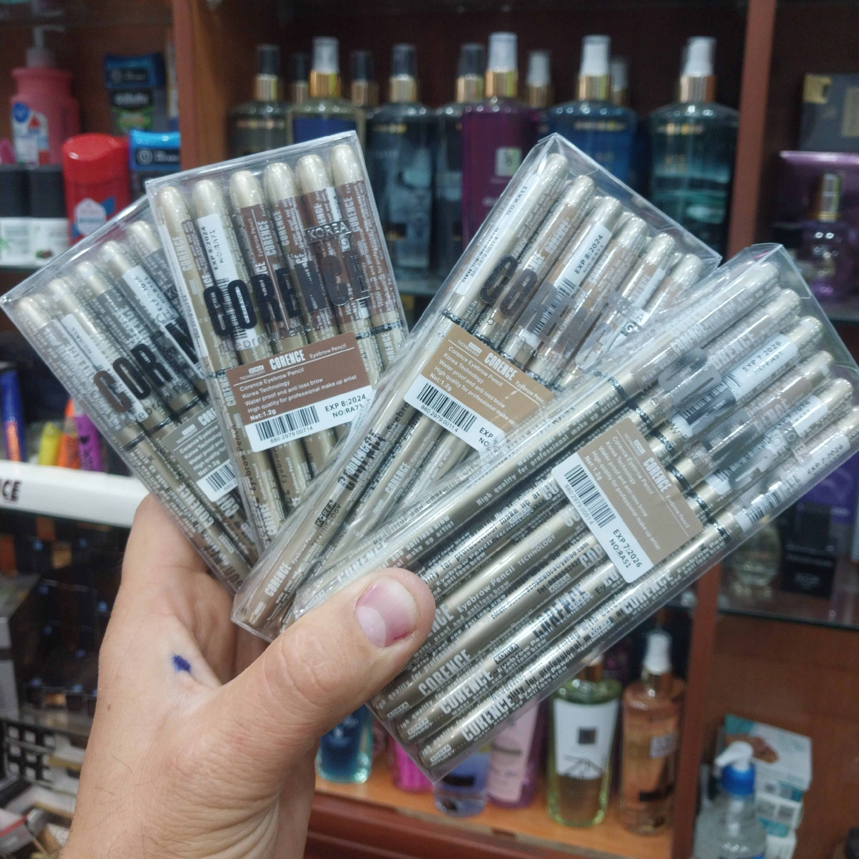مداد ابرو کورنس اصلی شماره 101 ساخت کشور کره جنوبی تیره ترین مداد ابرو کورنس