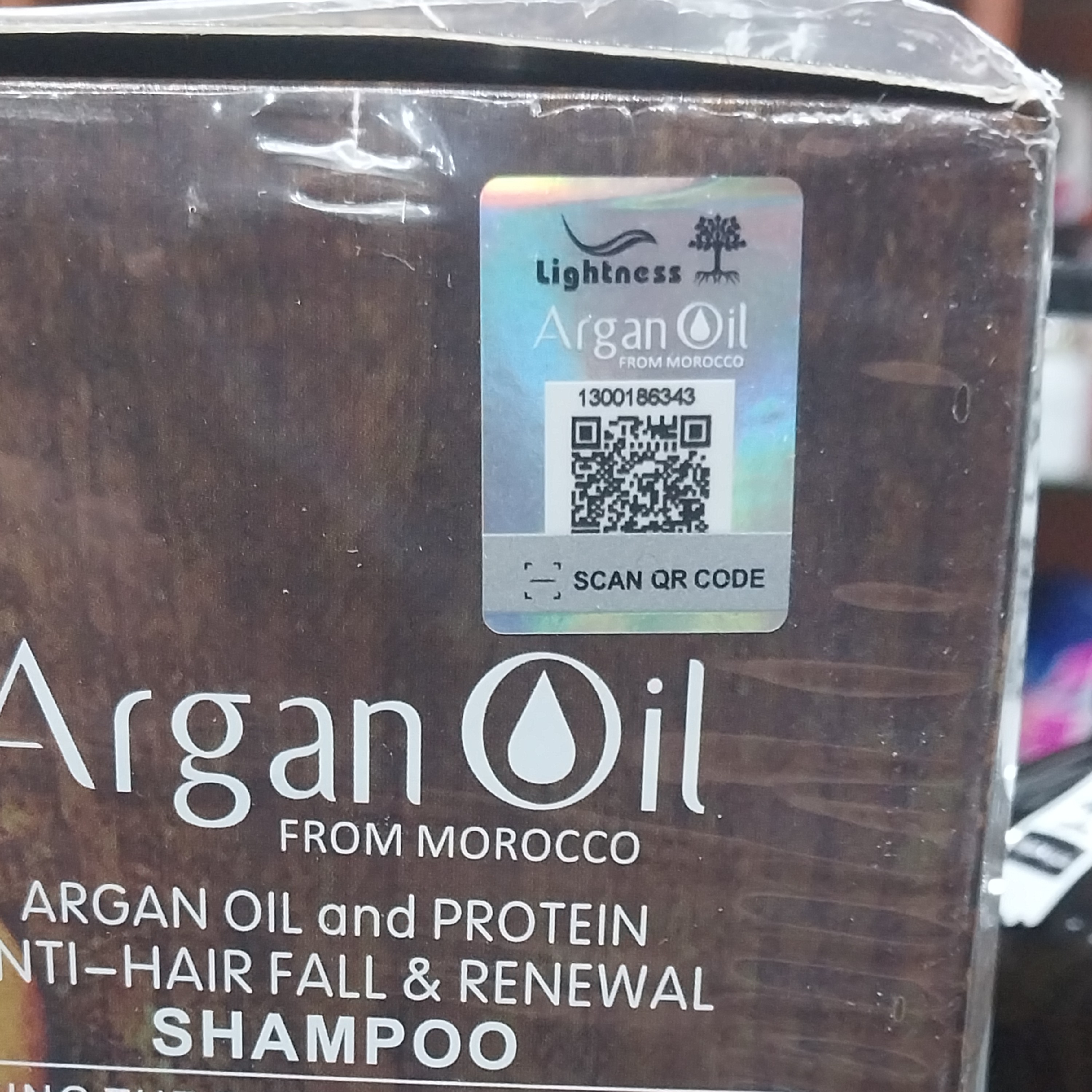 شامپو فری سولفات و بدون پارابن مخصوص موهای کراتین شده و بوتاکس شده 900میل لایتنس ساخت اسلواکی اورجینال