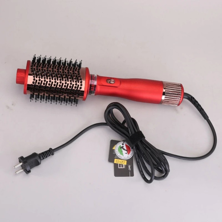 سشوار برس دار حرفه ای وی جی آر مدلVGR 476 .