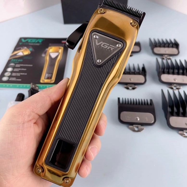 ماشین اصلاح وی جی ار مدل vgr v 137 بسیار پر قدرت و با کیفیت.