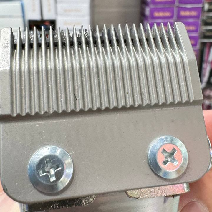 ماشین اصلاح حرفه ای فیلیپس مدل PH6017 موتور قابل تنظیم تا 6500 دور در دقیقه