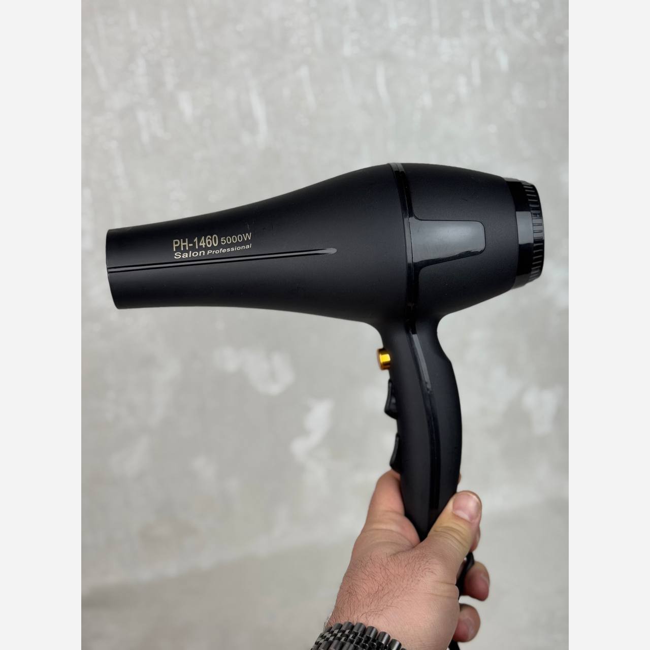 سشوار فیلیپس حرفه ای با فناوری یون و قدرت 2000وات مدل PH1460