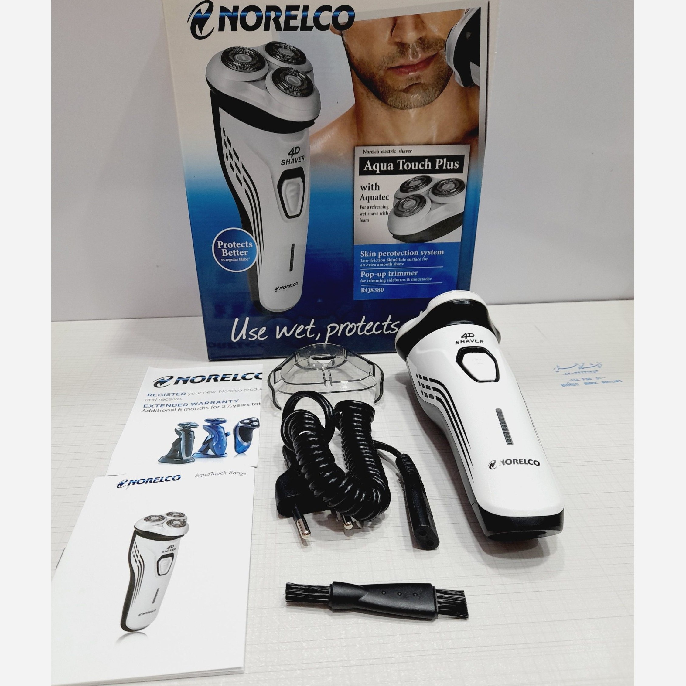 ریش تراش سه تیغ فیلیپس RQ-8380
