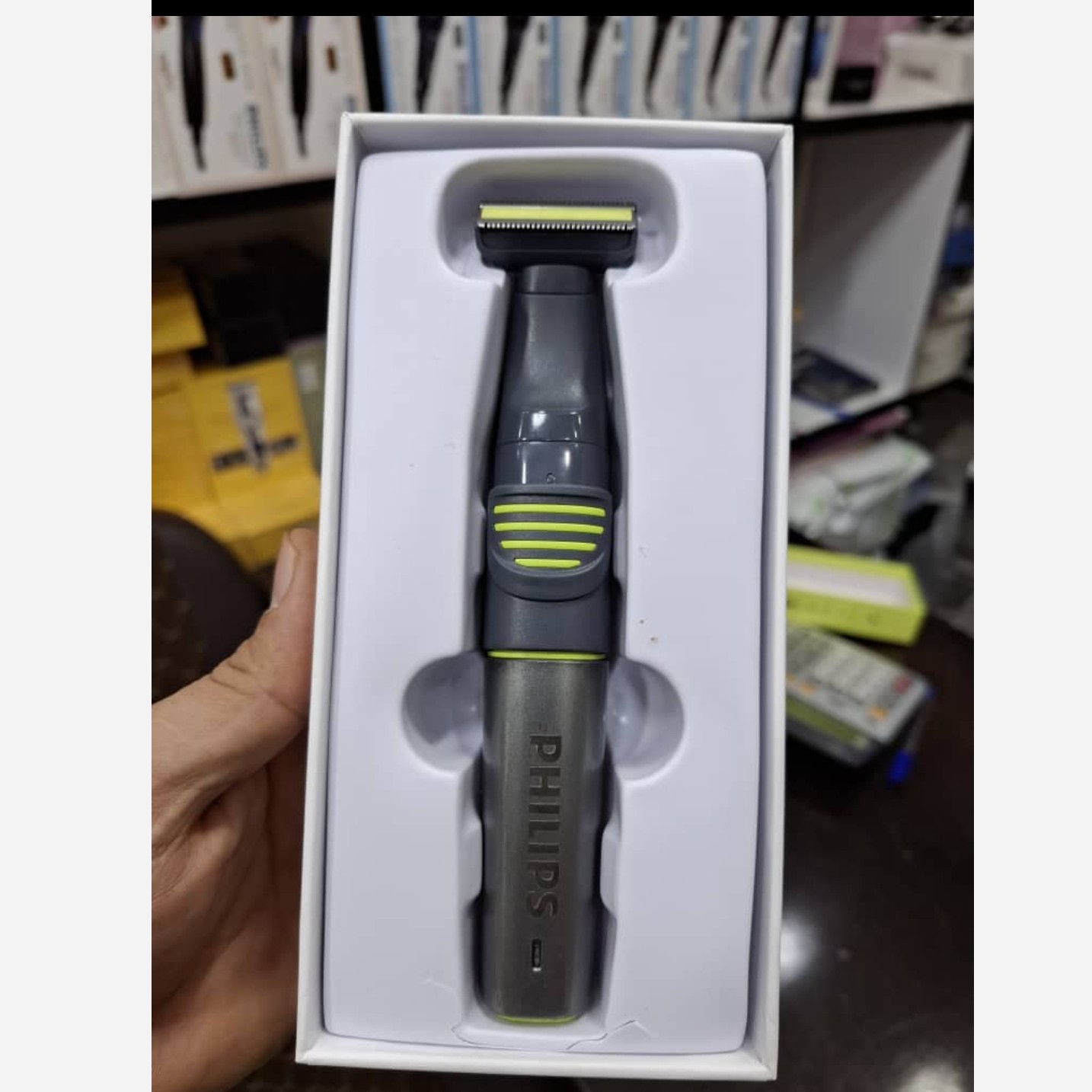 بادی گروم و ژیلت برقی مارک اصلی روزیا پرو ورژن جدید
