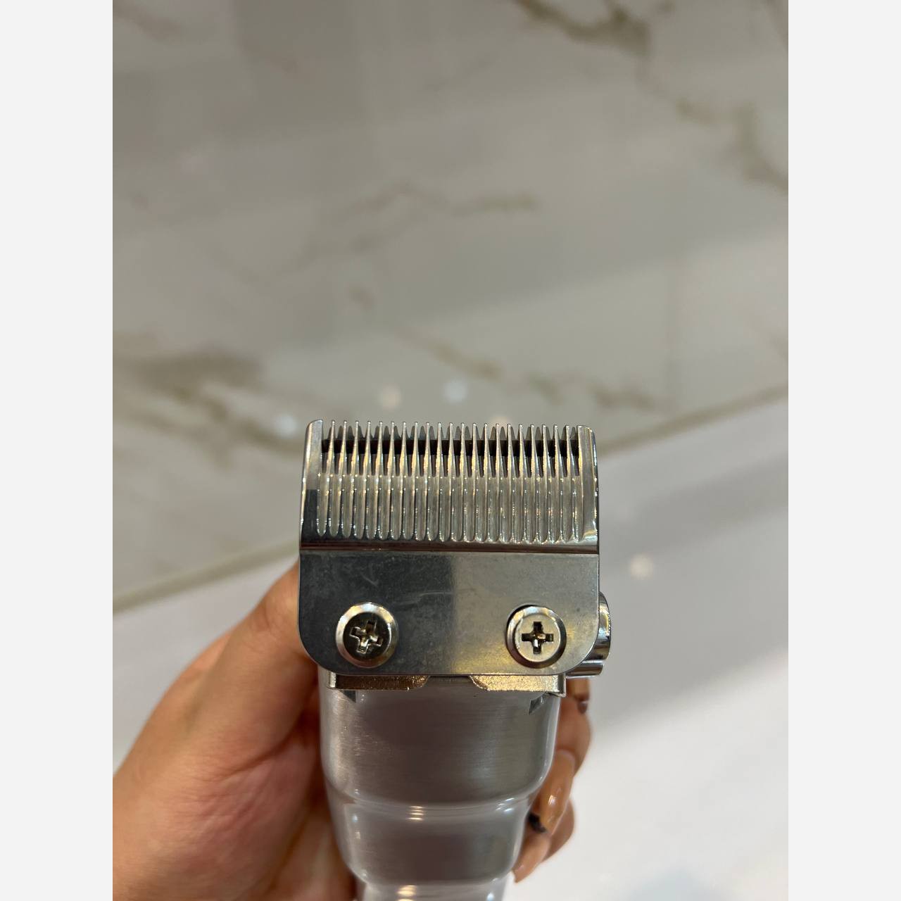 ماشین اصلاح حجم زن سر و صورت فیلیپس مدل PH-9002 اصلی