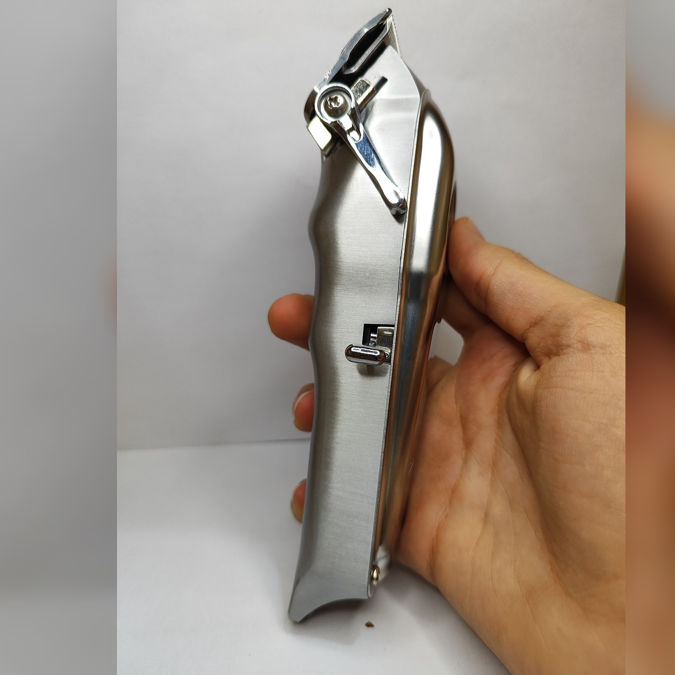 ماشین اصلاح فلیپس بدنه فلزی مدل PH9002 قدرتمند جنس درجه یک