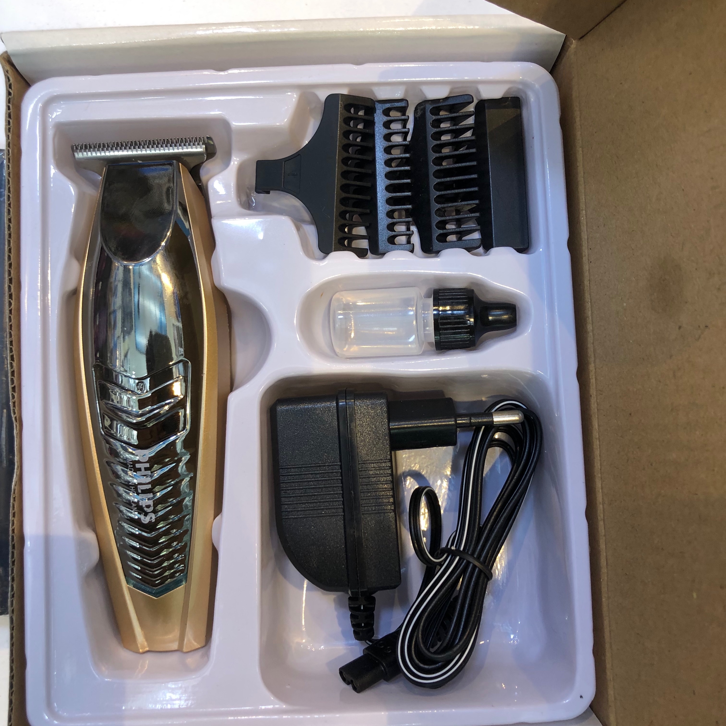 ریش تراش حرفه ای فیلیپس مدل PH-952