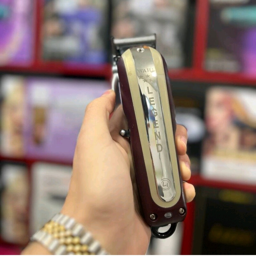 ماشین اصلاح وال لجند سفارش اروپا روی تیغه USA و WAHL حک شده