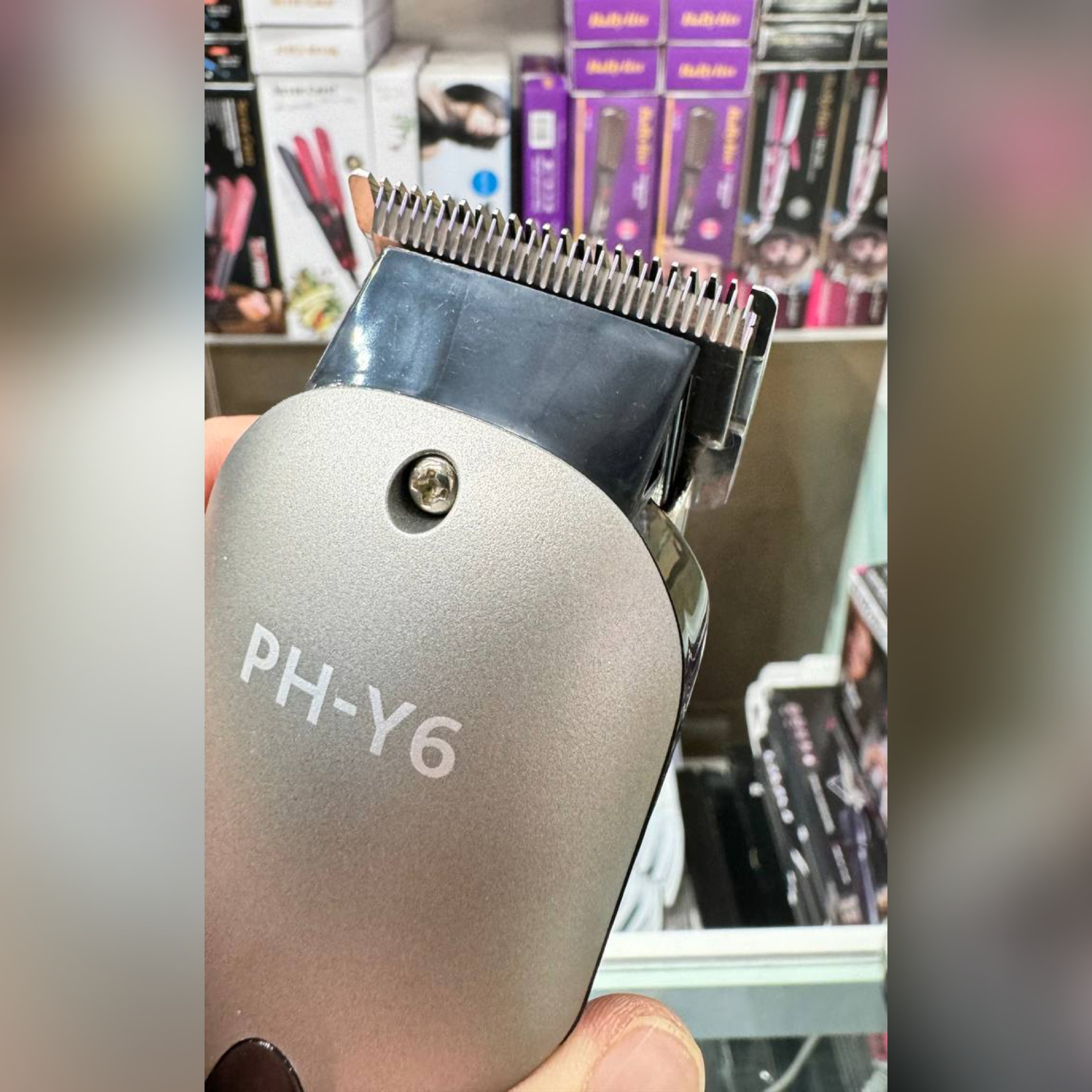 ماشین اصلاح سر و صورت فیلیپس مدل PH-Y6 بسیار قدرتمند و باتری لیتیومی با2000 میلی آمپردو سرعته توربودار