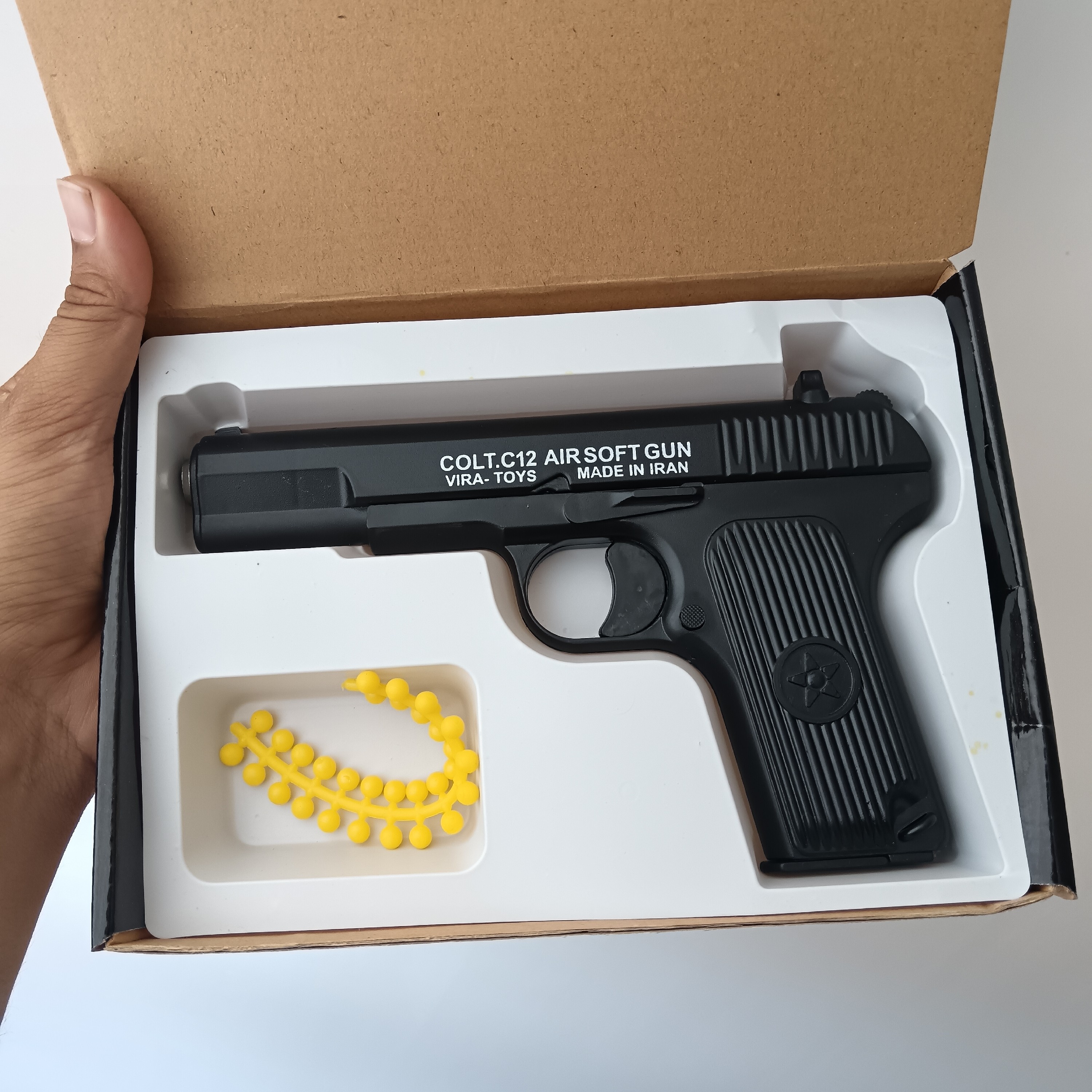 اسباب بازی کلت ساچمه ای ایرانی کلت ویرا تویز کلت ساچمه ای مدل c12 تفنگ ساچمه ای C12 کلت فلزی پلاستیکی AIR SOFT GUN