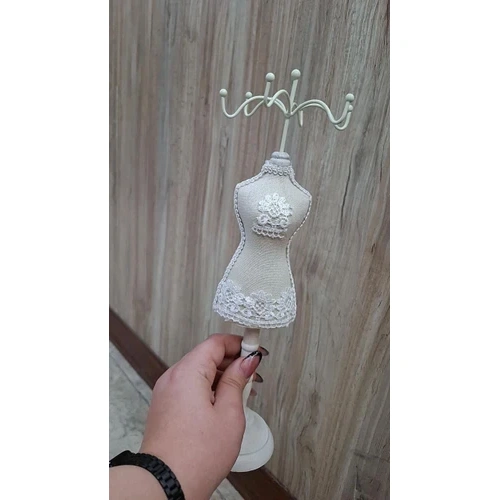 استند اکسسوری طرح مانکن پینترستی