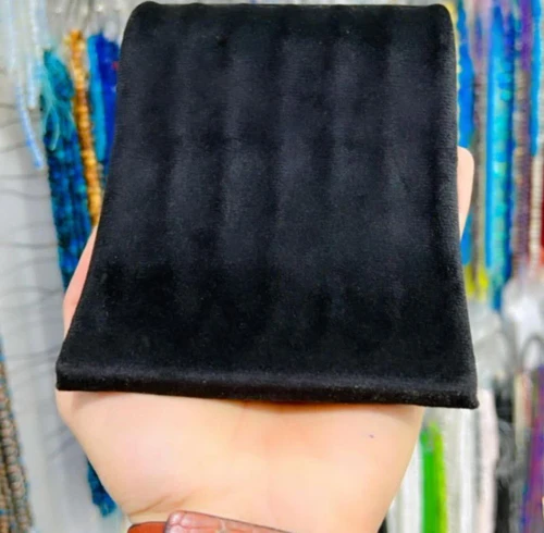 استند آبشاری مخمل مناسب دستبند و ساعت