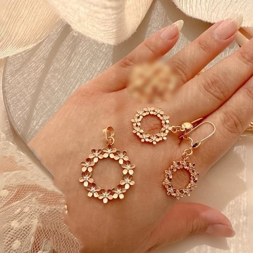 نیم ژوپینگ گل تراش دار طرح طلا گالری هیما