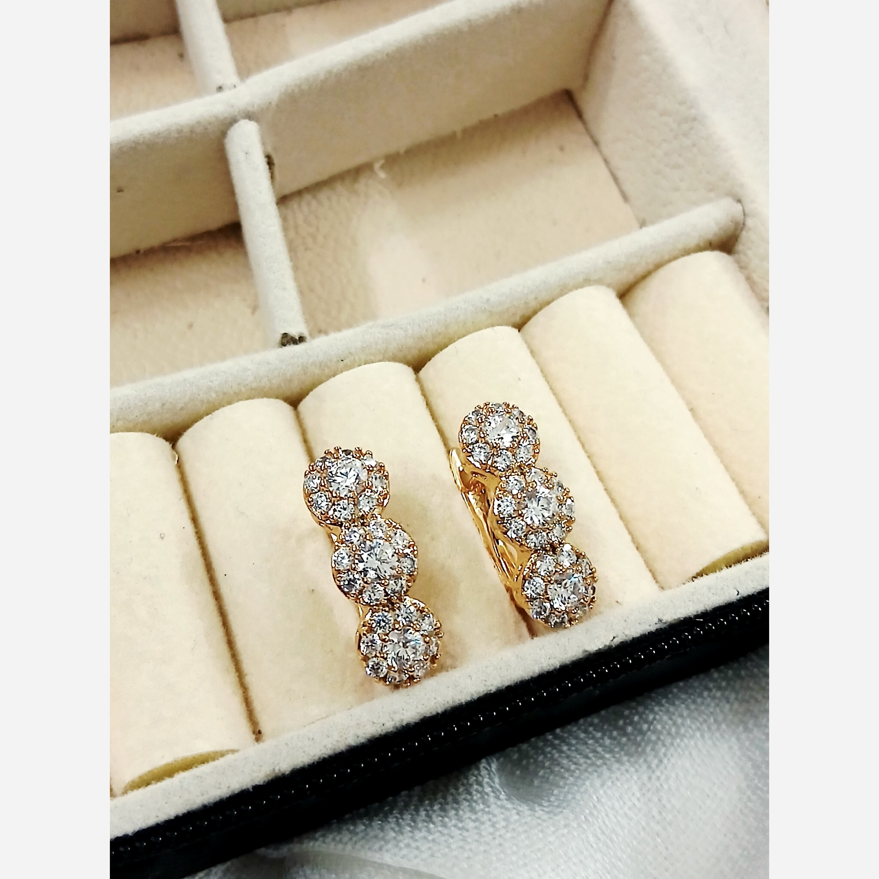 گوشواره ژوپینگ زنانه نگین دار اصلی ژوپینگ اصلی کلیپسی