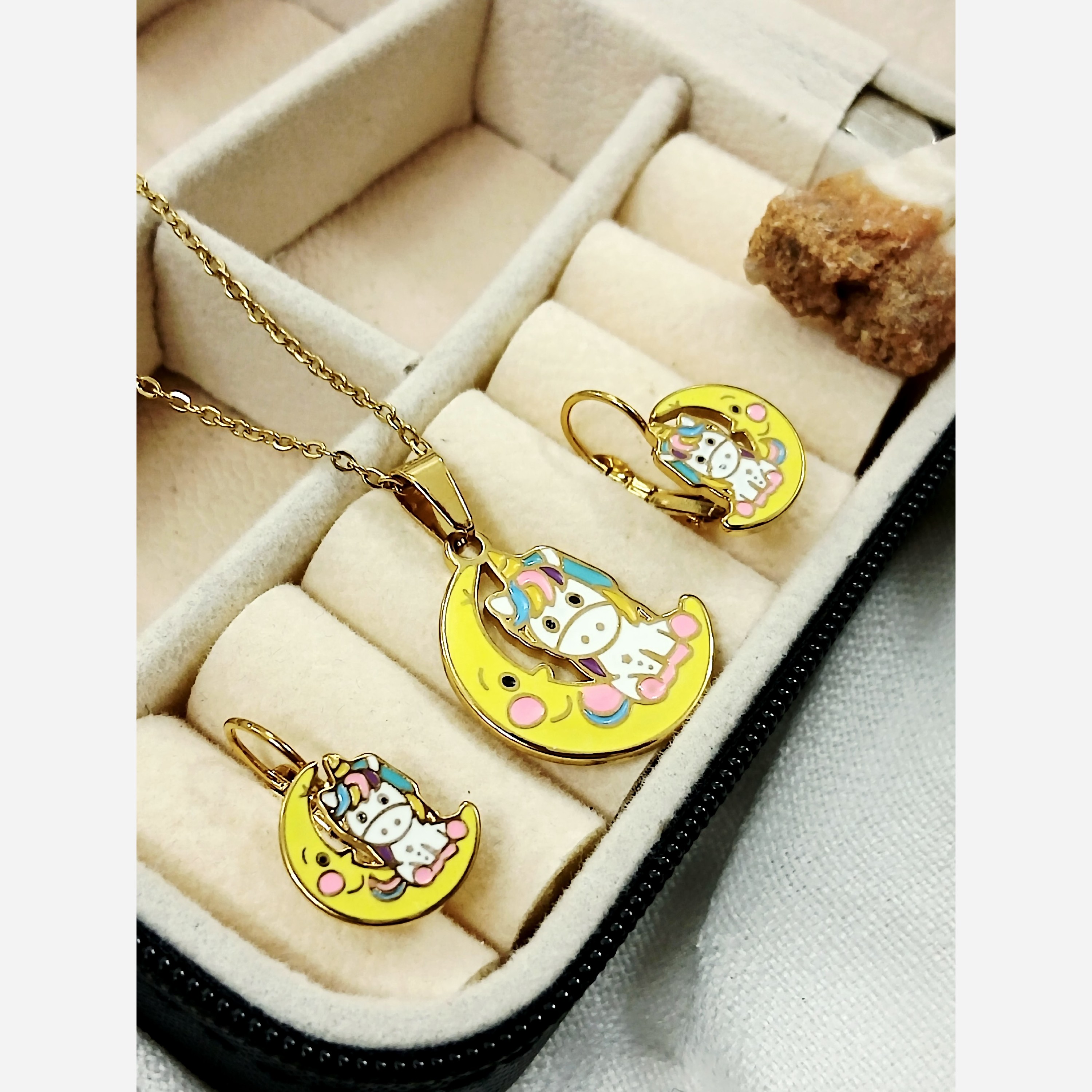 نیم ست بچه گانه فانتزی استیل رنگ ثابت