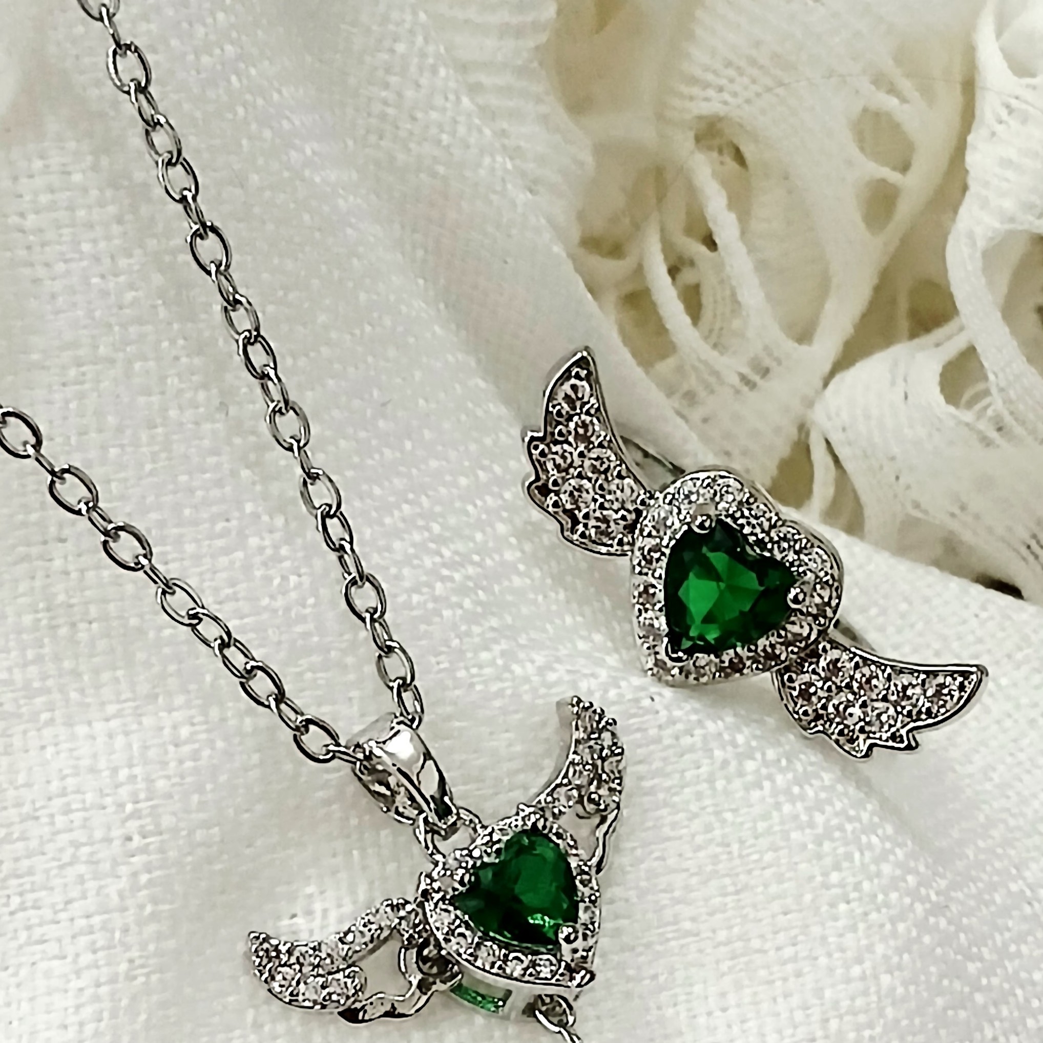 ست دخترانه بال فرشته سبز جواهری نقره ای