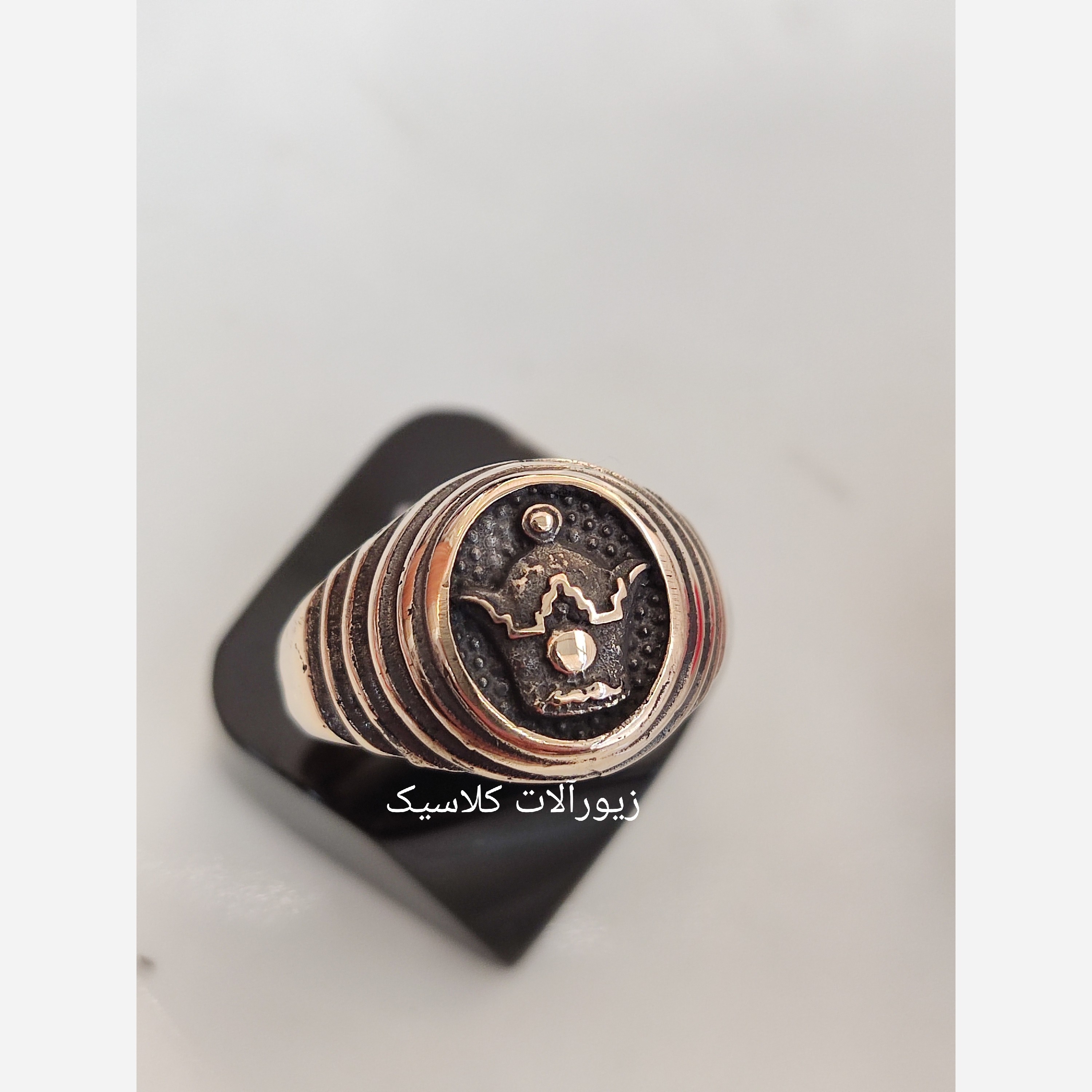 انگشتر مردانه طلا روس تاج خطی