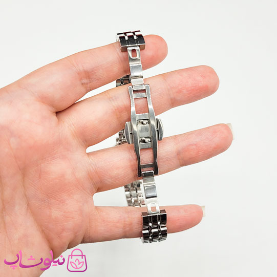 ساعت مچی دنیل ولینگتون زنانه مدل عقربه ای با بند نقره ای و صفحه سفید صدفی کیفیت مستر کد 3700