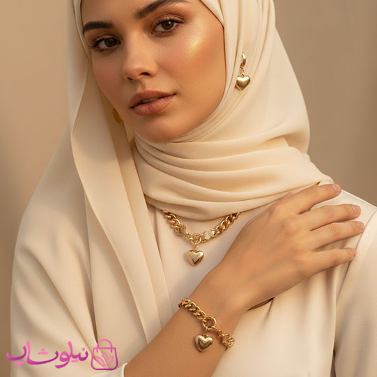 سرویس بدلیجات زنانه ژوپینگ طلایی مدل کارتیه قلبی کد 2200