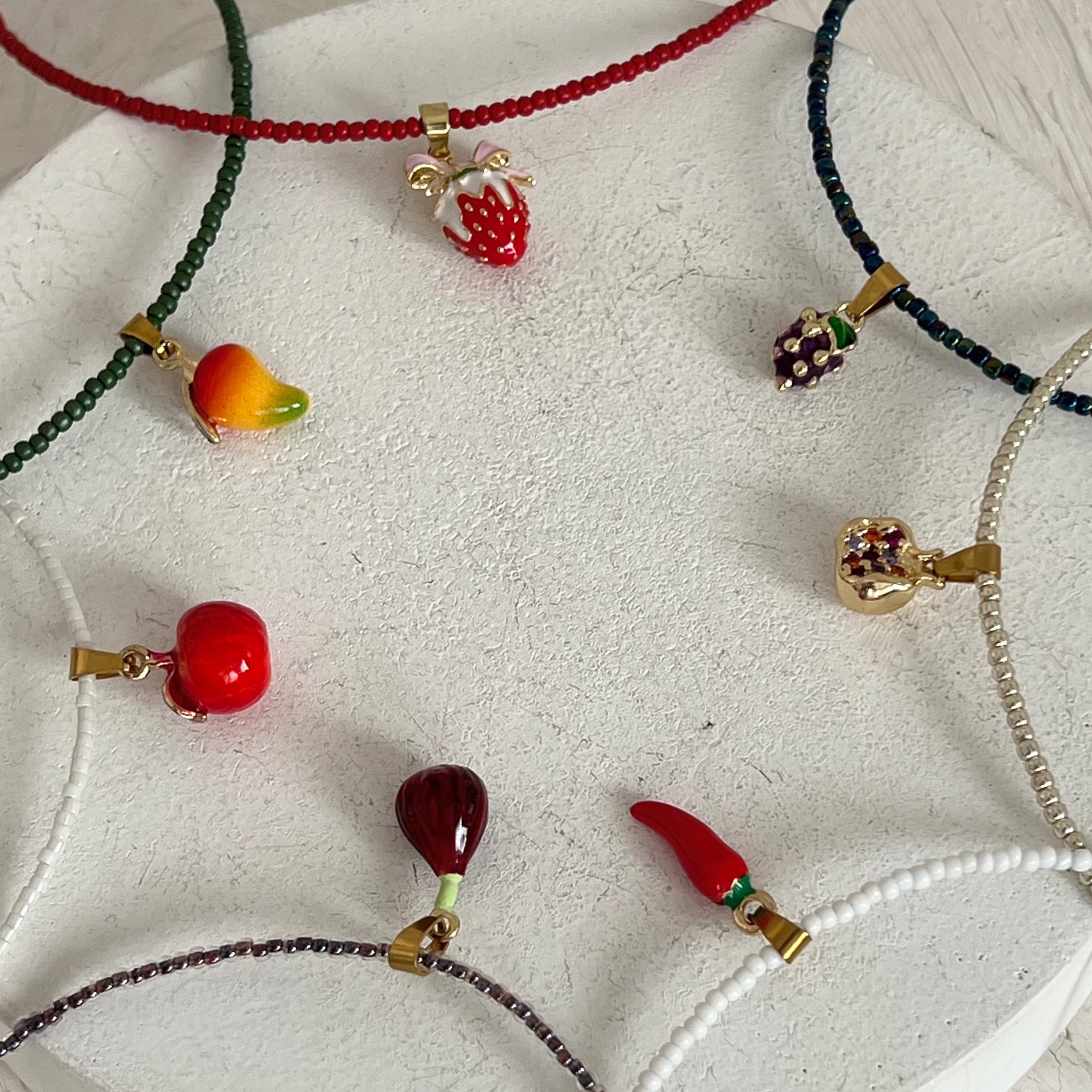 گردنبندهای اشکال فانتزی میوه مینا رنگ ثابت