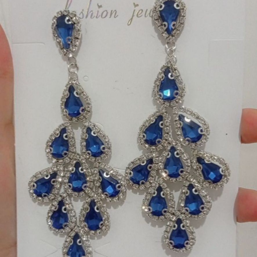 گوشواره خوشه انگوری بسیار شیک و براق