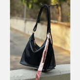 کیف دوشی اسکارف دار