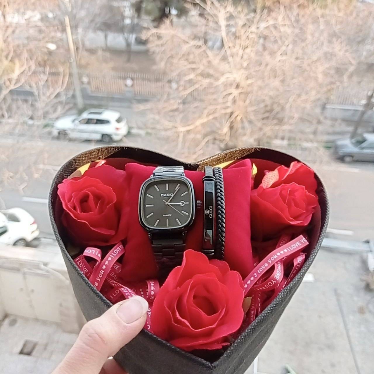 ساعت و دستبند زنانه . مردانه
