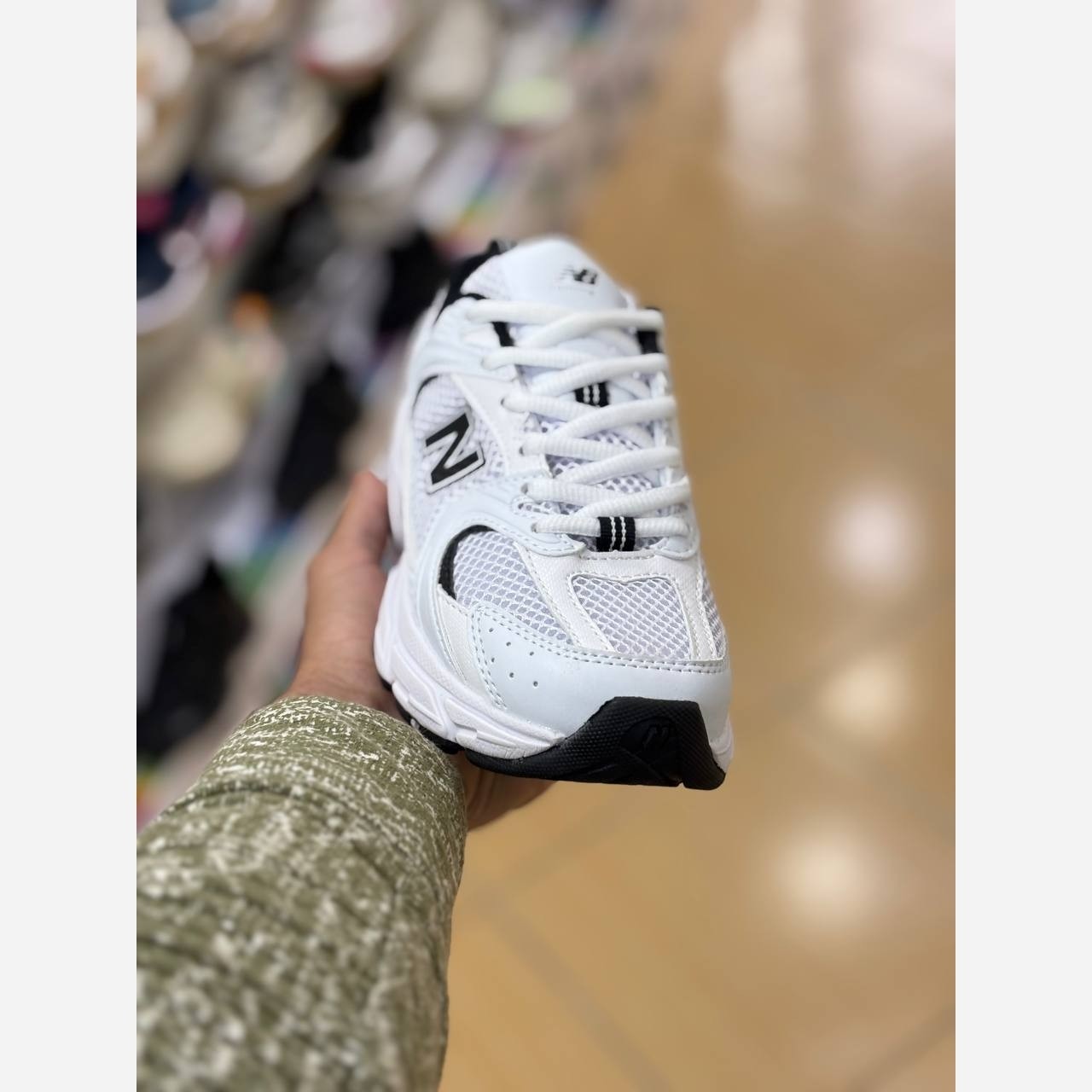کتونی نیوبالانس 530 زنانه New Balance