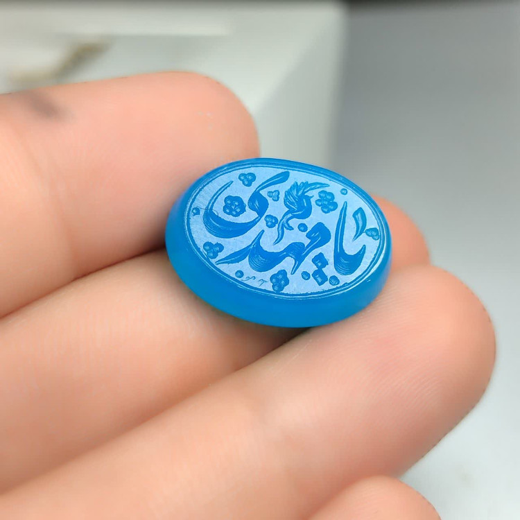نگین عقیق آبی حکاکی یامهدی کد 5858