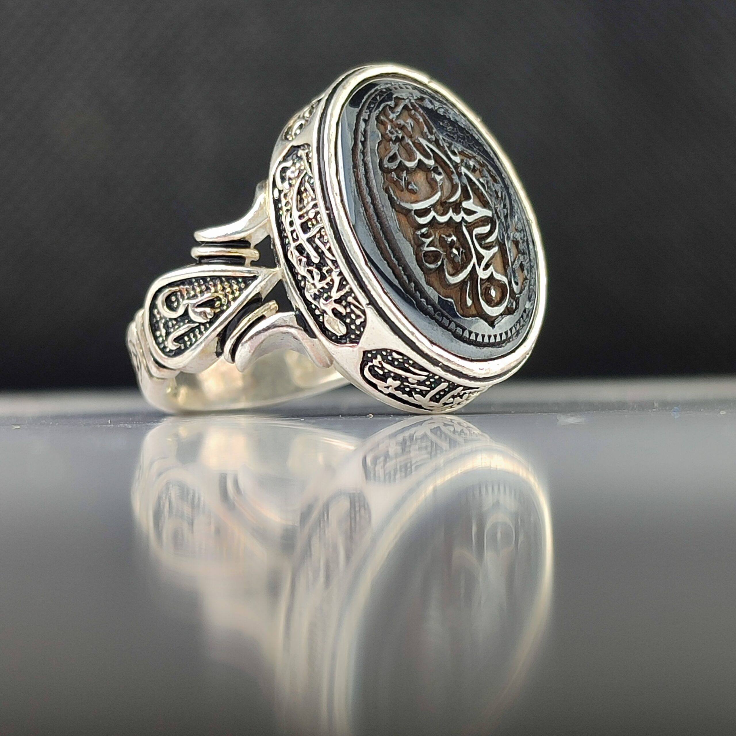 انگشتر نقره باسنگ حدید حکاکی یا اباعبدلله الحسین کد 2936
