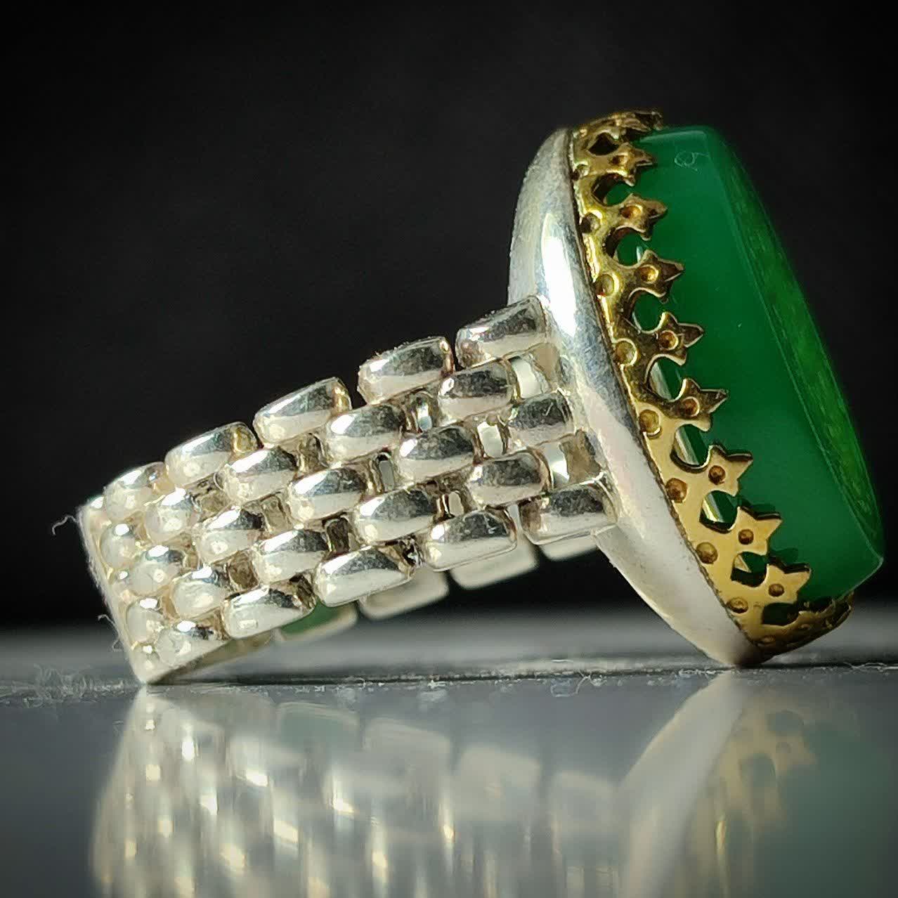 انگشتر نقره باسنگ عقیق سبز حکاکی یاحسین (ع) کد 2740