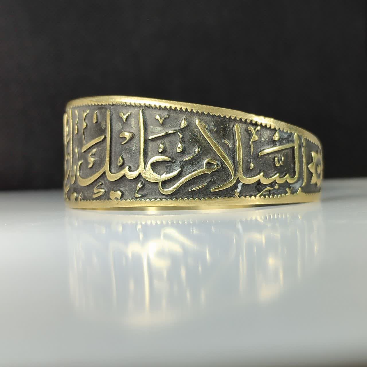 دستبند آلیاژی یا علی بن موسی الرضا حکاکی شده؛ تجلی ارادت و صلابت کد 3912